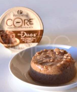 ウェルネス コア ディバインデュオ チキンパテ&角切りダック-79g